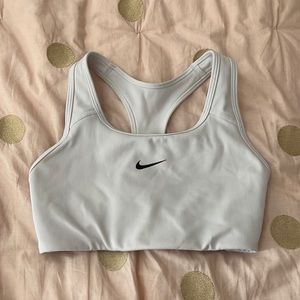 Nike sports bra for women